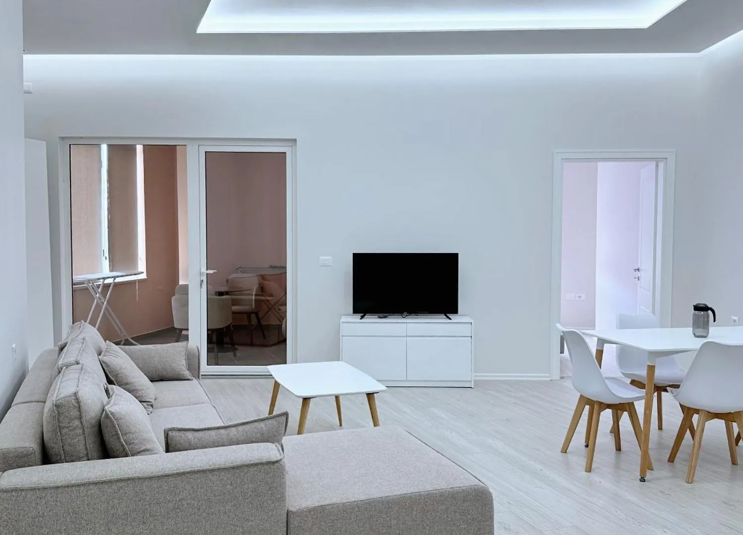Aem Beachfront Apartments Golem